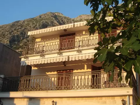 Apartmani Milovic Kotor