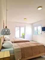 Porodična Soba sa Balkonom