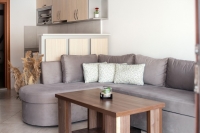 Jednosobni porodični apartman uz more sa terasom i prelijepim pogledom