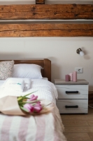 Dvokrevetna soba u potkrovlju