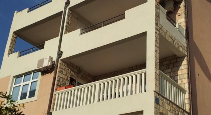 Apartments Beleni