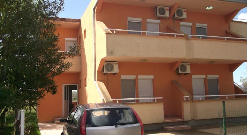 Apartments Fetahović