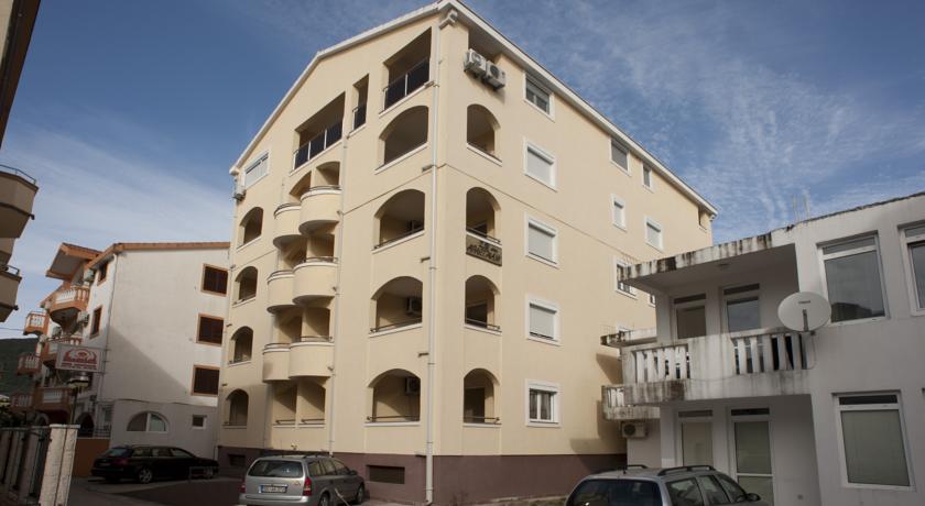 Apartments Jovan
